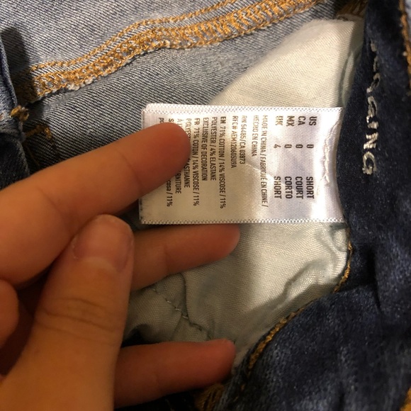 Jeans - Picture 3 of 4